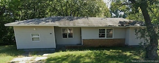 321 Mcbee St, Commerce, OK 74339