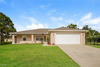 1910 Wanda Ave N, Lehigh Acres, FL 33971