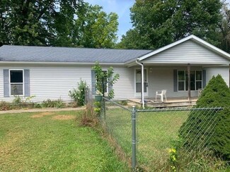134 E M S R3e Ln, Pierceton, IN 46562
