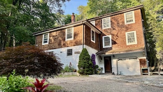 19 Gaylord Dr N, Wilton, CT 06897