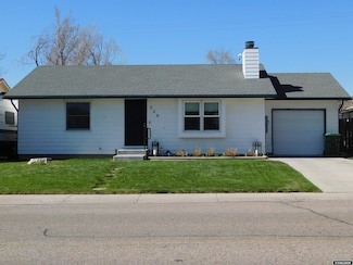 520 Pacific Dr, Rock Springs, WY 82901