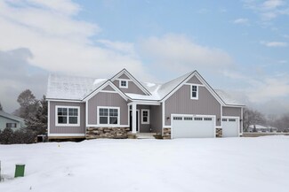 6155 Lake Wind Ave, Holland, MI 49423