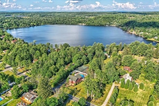 517 Sackett Lake Rd, Monticello, NY 12701