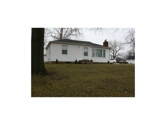 5200 Newton St, Mission, KS 66202