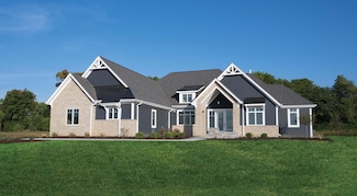2814 Windward Ln, Hartland, WI 53029