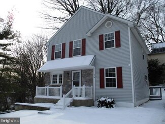 504 E Glenolden Ave, Glenolden, PA 19036