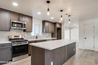 5417 E 8th St, Tucson, AZ 85711