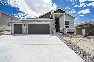 889 Old Grotto Dr, Monument, CO 80132
