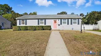 3611 Creekwood Dr, Hopewell, VA 23860