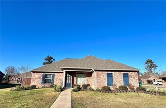 1807 Pinot Noir Dr, Lake Charles, LA 70611