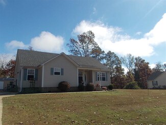200 Amelia Breann Ln, Selmer, TN 38375