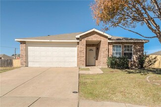 8921 Preakness Cir, Fort Worth, TX 76123