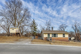 620 E Bell Ave, Des Moines, IA 50315