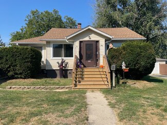 740 S Grace St, Lombard, IL 60148
