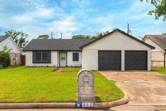 522 Soft Shadows Ln, Houston, TX 77013