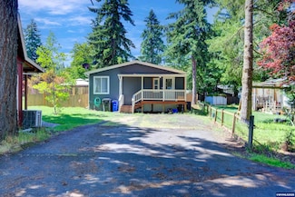 15682 S Fawn View Way, Molalla, OR 97038