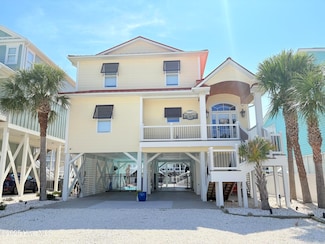 23 Leland St, Ocean Isle Beach, NC 28469