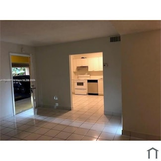 5100 SW 41st St Unit 114, Hollywood, FL 33023