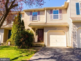 17 Village Ct, Wilmington, DE 19805