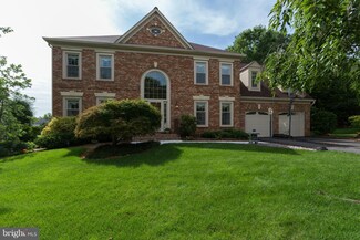 15091 Wetherburn Dr, Centreville, VA 20120