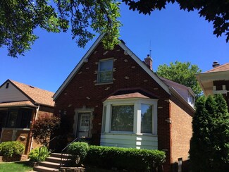 2523 Park Ave, Riverside, IL 60546