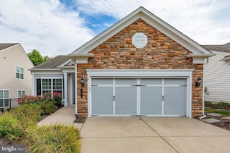 8 Sturgeon Dr, Fredericksburg, VA 22406