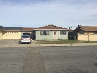 424 Primavera Ct, Greenfield, CA 93927