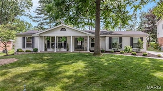 428 Claymont Dr, Ballwin, MO 63011