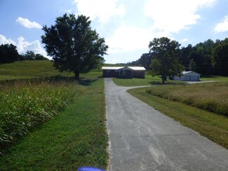 8127 Thompson School Rd, Corryton, TN 37721