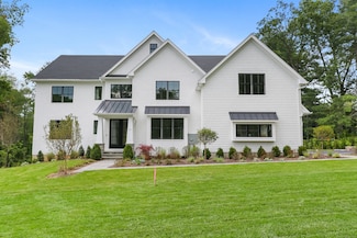 10 Tierney Ln, Westport, CT 06880