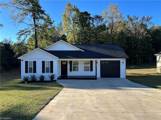 1238 Bowen Dr, Archdale, NC 27263