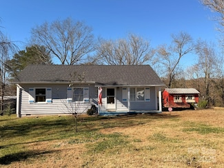 284 Jennings Rd, North Wilkesboro, NC 28659