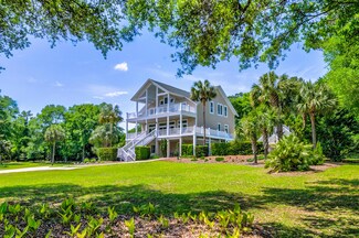 7888 Pelican Bay Dr, Awendaw, SC 29429