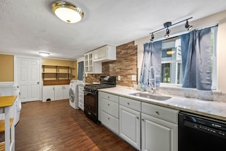 194 Pleasant St, Bristol, NH 03222