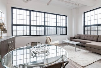 121 Westmoreland Ave Unit 211, White Plains, NY 10606
