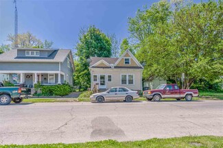 327 W 11th St, Connersville, IN 47331