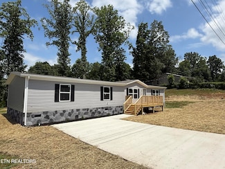 1684 Shields Dr, Morristown, TN 37814