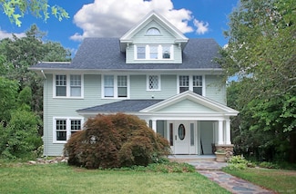 1666 Ridge Rd, North Haven, CT 06473