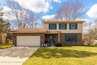 5659 Wood Valley Dr, Haslett, MI 48840