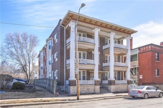 3433 Central St, Kansas City, MO 64111