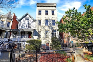 1331 Kenyon St NW Unit 3, Washington, DC 20010