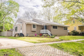 615 W Union St, Champaign, IL 61820