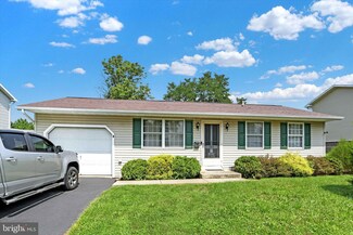 1015 Steckbeck St, Lebanon, PA 17046