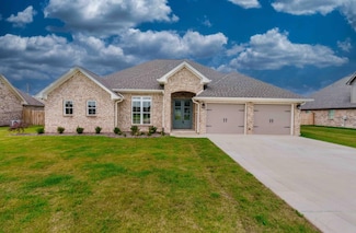 197 Wynchase Dr E, Muscle Shoals, AL 35661