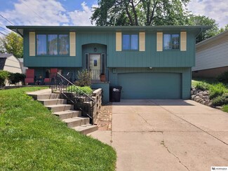 5217 Hascall St, Omaha, NE 68106