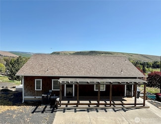 800 N Willow St, Dayton, WA 99328