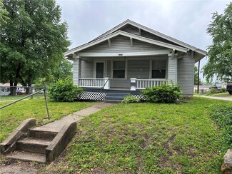 1233 W Linden Ave, Independence, MO 64052
