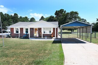 1031 Elm Cir, Granite Falls, NC 28630