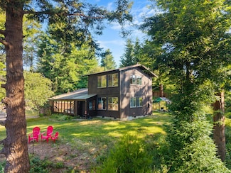 439 Tompkins Hill Rd, Fortuna, CA 95540