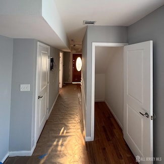 524 Bamford Ave, Woodbridge, NJ 07095
